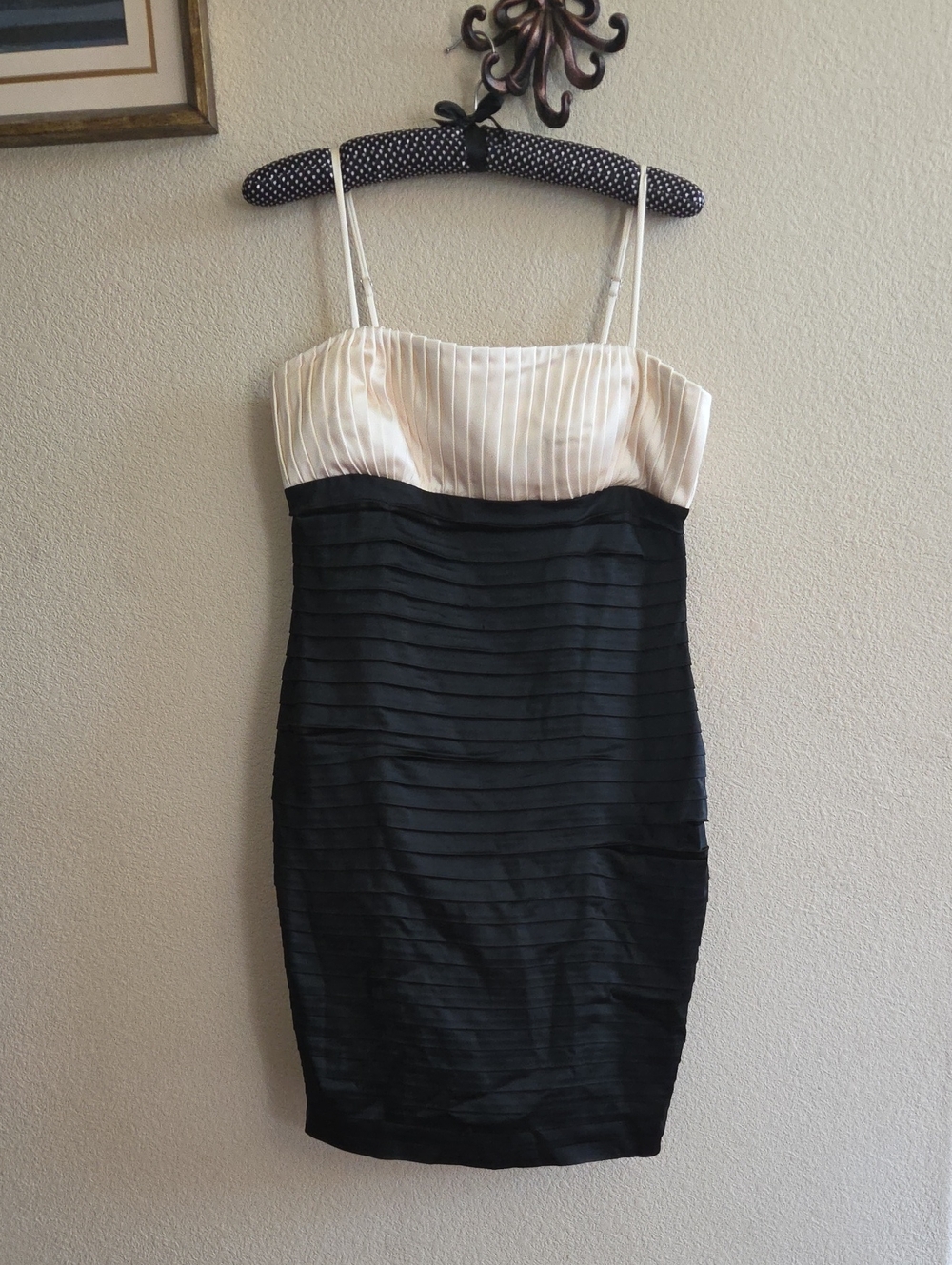 Kalvin Klien, 12 Classic Two-Tone Striped Bust Cocktail Dress - Black and Cream